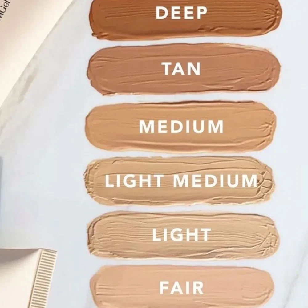DOLL 10 HydraLux Smoothing Foundation - deep